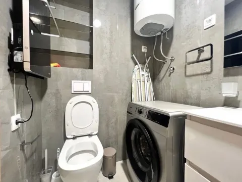 Izdavanje, jednosoban stan, 50m², Master Kvart, Podgorica - image 8