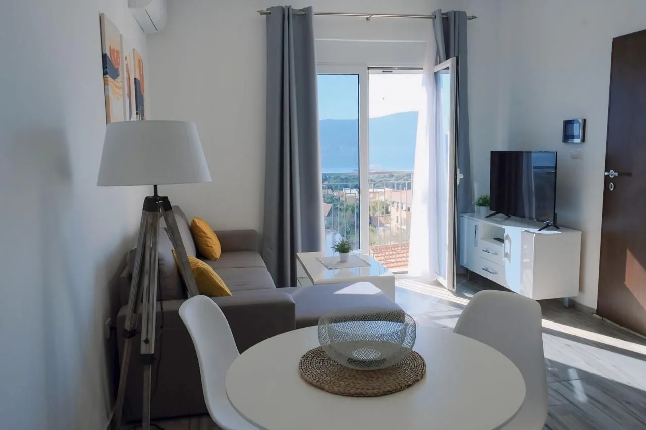 Prodaja, jednosoban stan, 38m², Mažina, Tivat