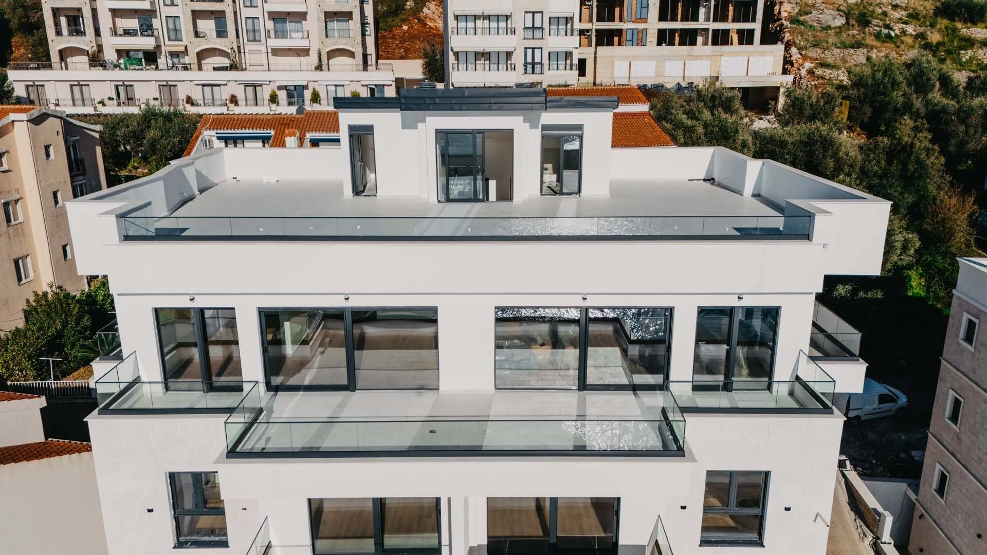 Izdavanje, ugostiteljski objekat, 1600m², Budva, Crna Gora