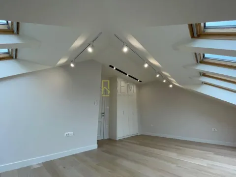 Prodaja, trosoban stan, 209m², Momišići, Podgorica - image 7