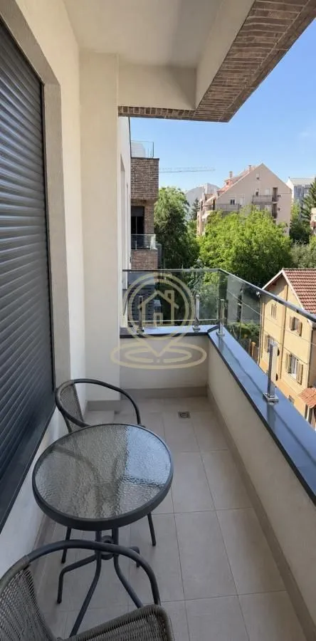 Izdavanje, dvosoban stan, 55m², Južni Bulevar, Vračar Sve Podlokacije