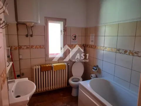 Izdavanje, poslovni prostor, 100m², Novi Sad Sve Podlokacije, Novi Sad - image 5