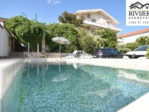Sale, two bedroom apartment, 68m², Đenovići, Herceg Novi