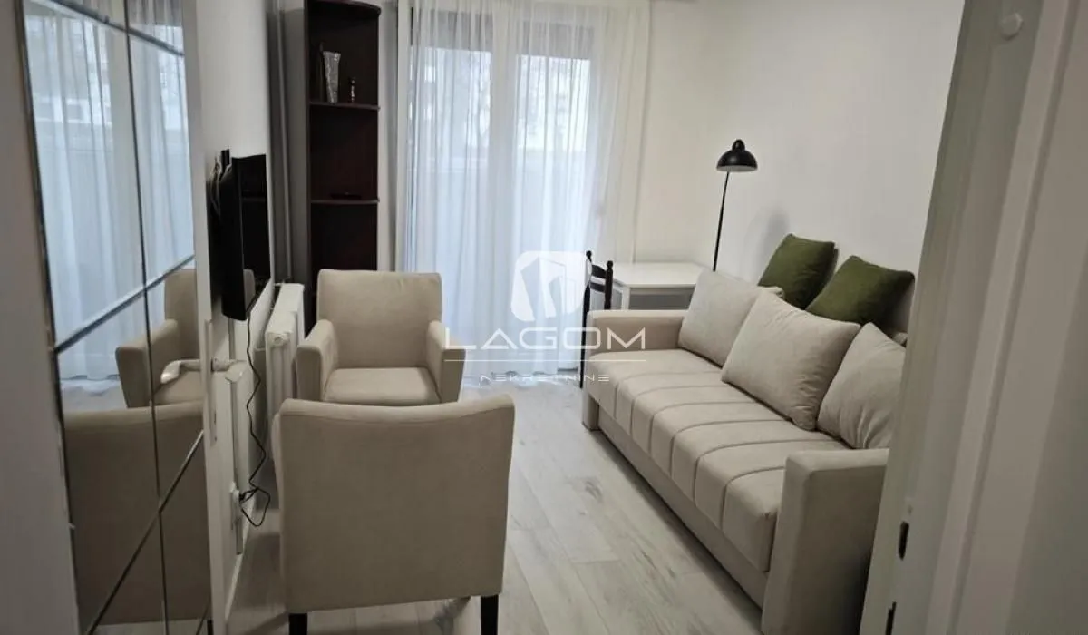 Izdavanje, stan, 22m², Novi Beograd Blok 64, Novi Beograd Sve Podlokacije