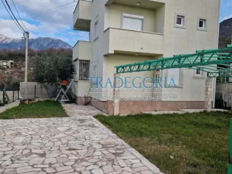 Sale, house, 150m², Bar, Crna Gora
