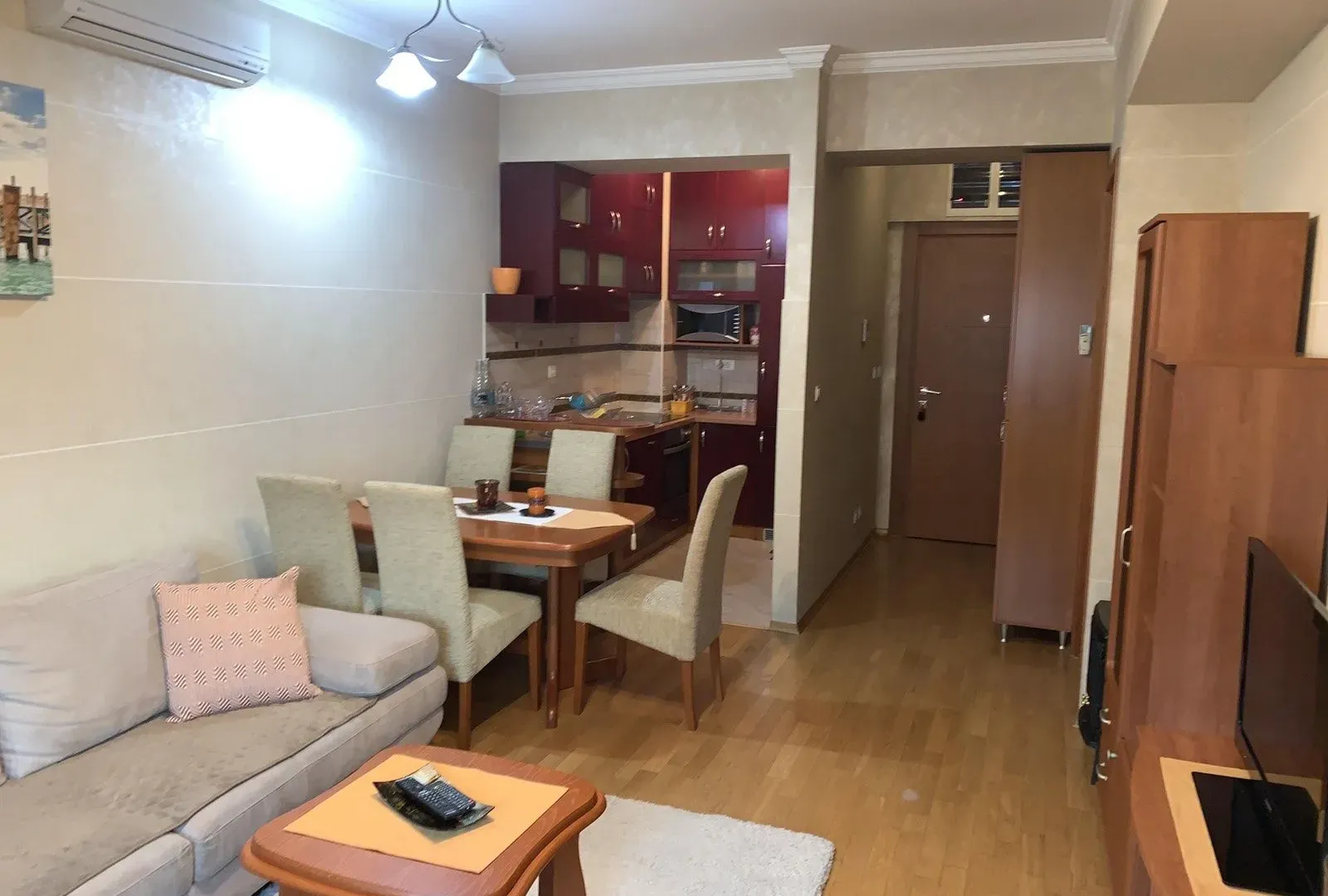 Rent, one bedroom apartment, 42m², Centar, Podgorica