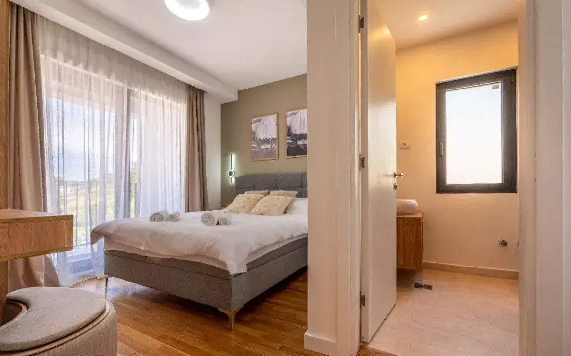 Sale, apartment, 150m², Bar, Crna Gora