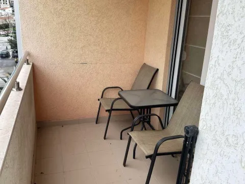 Rent, one bedroom apartment, 41m², Budva, Crna Gora - image 8