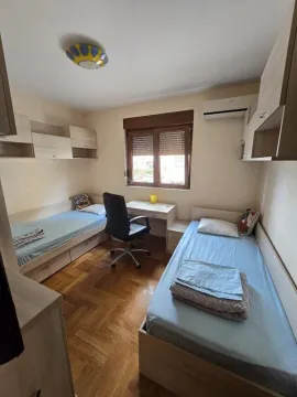 Izdavanje, dvosoban stan, 70m², Stari Aerodrom, Podgorica - image 3