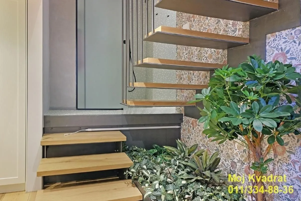 Prodaja, trosoban stan, 130m², Stari Grad, Beograd