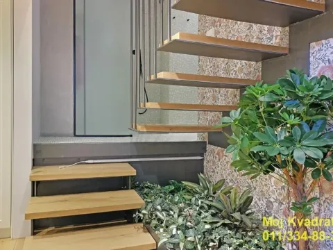 Prodaja, trosoban stan, 130m², Topličin venac, Beograd - image 16