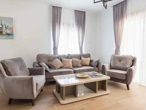 Sale, one bedroom apartment, 87m², Pržno, Budva - image 4