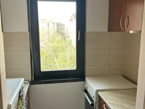 Izdavanje, garsonjera, 29m², Bulevar Oslobodjenja, Novi Sad Sve Podlokacije - image 6