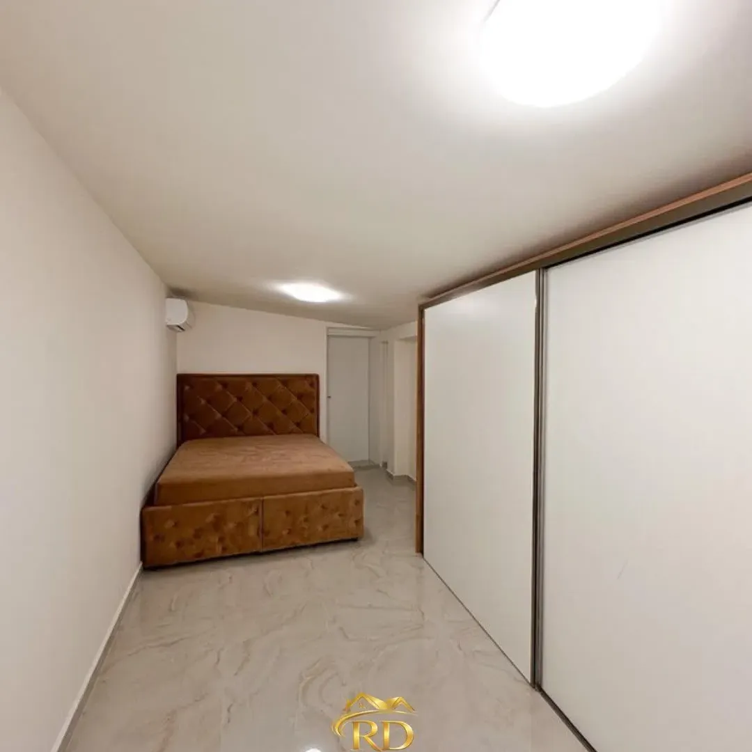 Izdavanje, dvosoban stan, 125m², Momišići, Podgorica