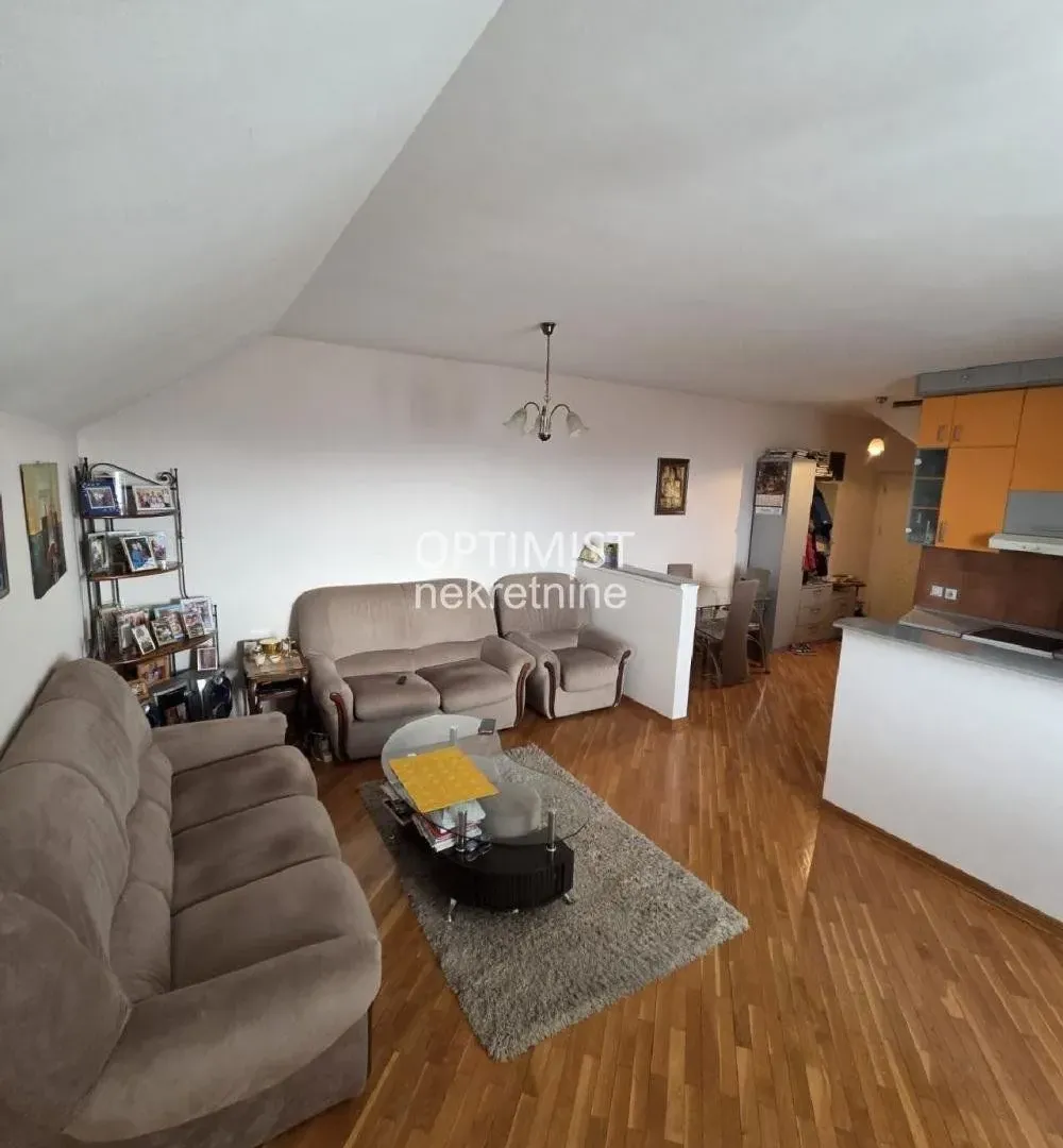 Prodaja, četvorosoban stan, 95m², Brace Jerković, Voždovac Sve Podlokacije