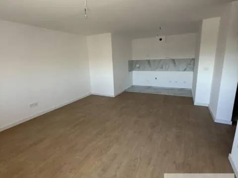 Izdavanje, trosoban stan, 69m², Nova Pazova, Stara Pazova - image 3