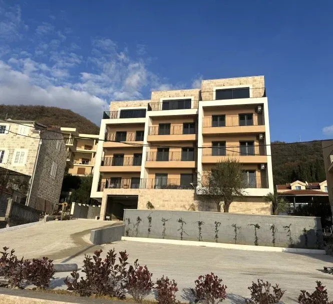 Prodaja, stan, 44m², Tivat, Crna Gora