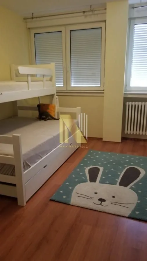 Izdavanje, trosoban stan, 70m², Liman 2, Novi Sad Sve Podlokacije