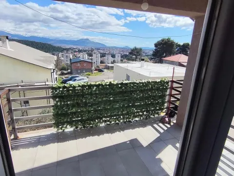 Rent, house, 60m², Momišići, Podgorica - image 8