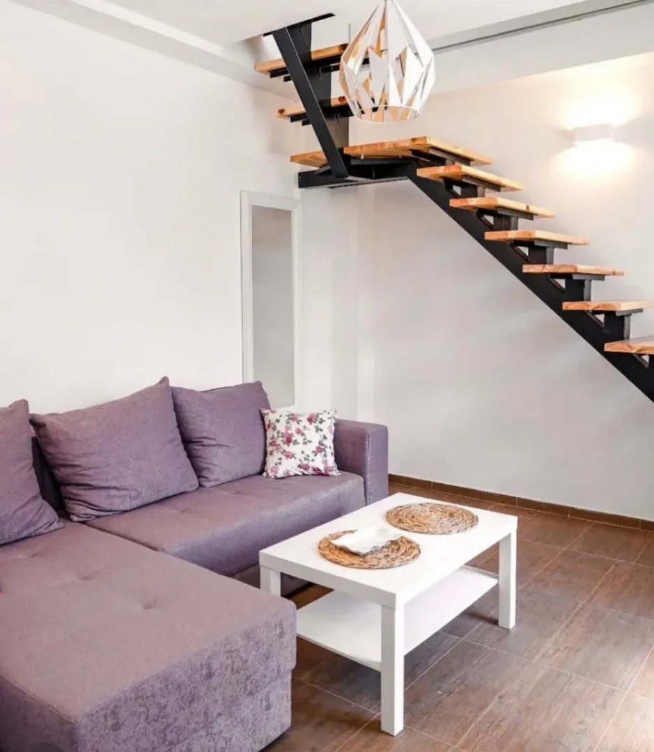 Izdavanje, dvosoban stan, 40m², Mažina, Tivat