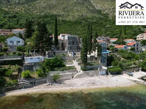 Prodaja, kuća, 430m², Njivice, Herceg Novi - image 1