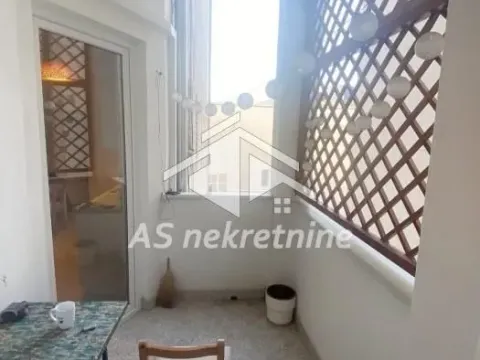 Izdavanje, dvosoban stan, 63m², Vračar Hram, Vračar Sve Podlokacije - image 8