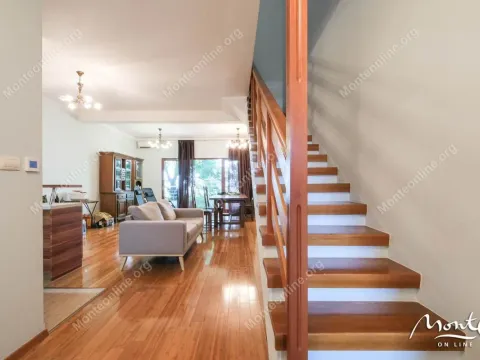 Sale, three bedroom apartment, 130m², Risan, Kotor - image 16