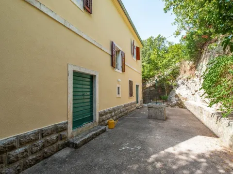 Sale, house, 350m², Bigova, Kotor - image 18