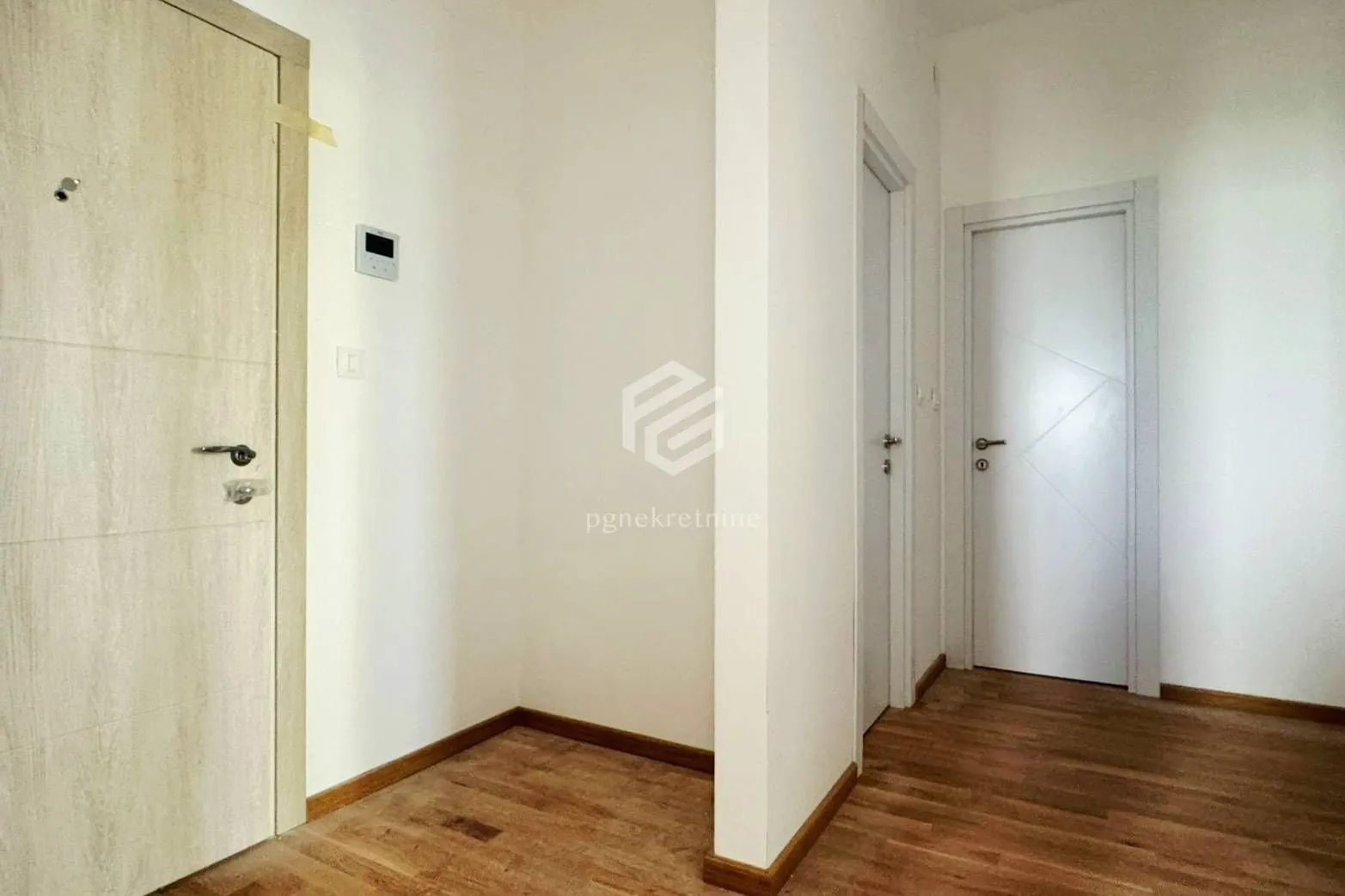 Prodaja, dvosoban stan, 64m², Donja Gorica, Podgorica