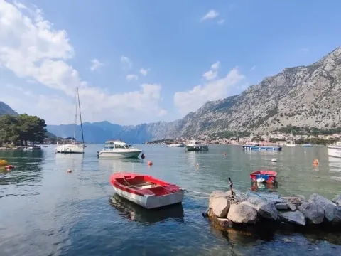 Prodaja, kuća, 300m², Kotor, Crna Gora - image 4