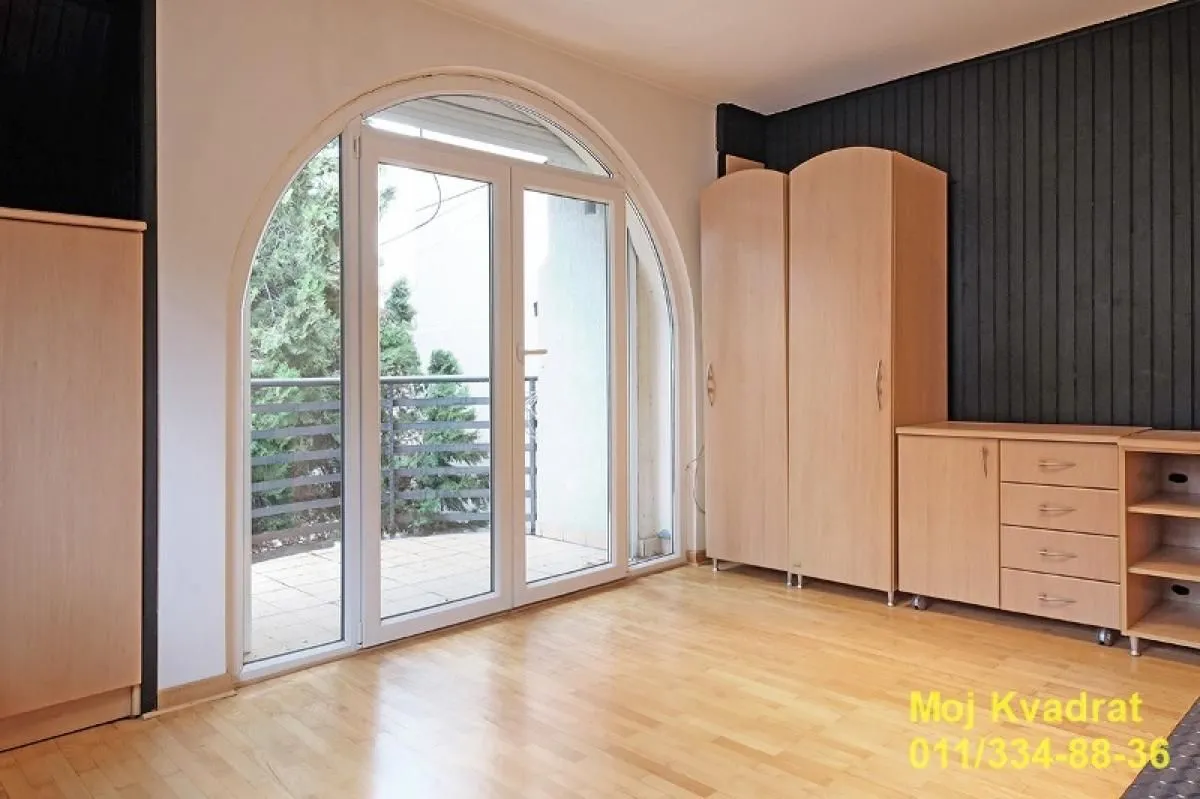 Sale, house, 205m², Karaburma, Palilula Sve Podlokacije