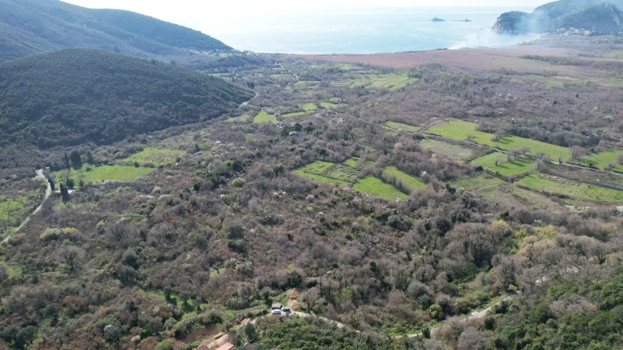 Sale, land lot, 40000m², Buljarica, Budva