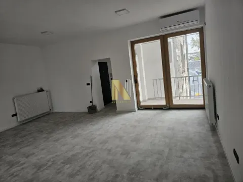 Rent, four bedroom apartment, 120m², Vračar Sve Podlokacije, Beograd - image 2