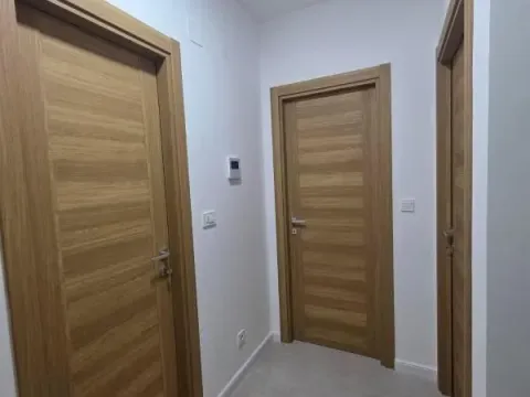 Izdavanje, jednosoban stan, 46m², City Kvart, Podgorica - image 5