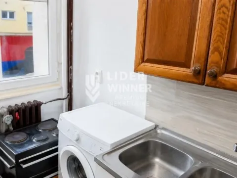 Prodaja, stan, 10m², Zemun Gornji Grad, Zemun Sve Podlokacije - image 3