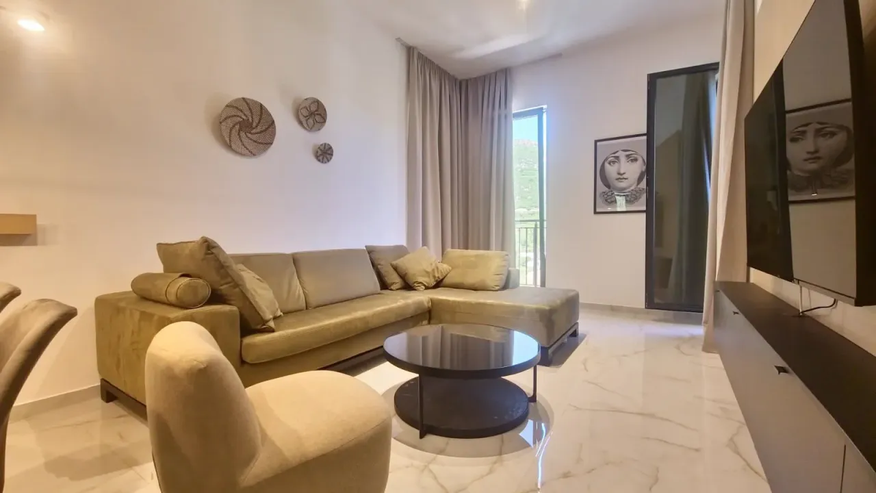 Rent, two bedroom apartment, 68m², Lastva Grbaljska, Kotor