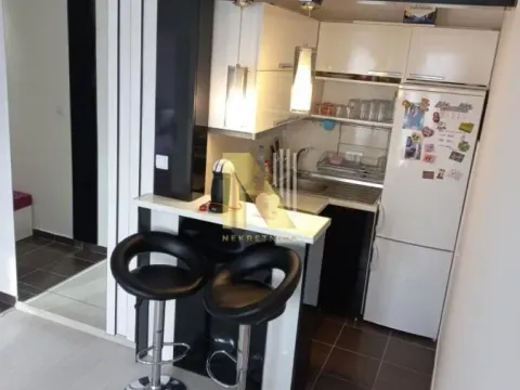 Izdavanje, jednosoban stan, 32m², Grbavica, Novi Sad Sve Podlokacije - image 4