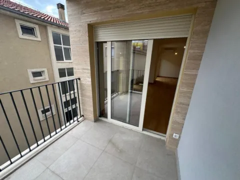 Sale, two bedroom apartment, 88m², Budva, Crna Gora - image 12