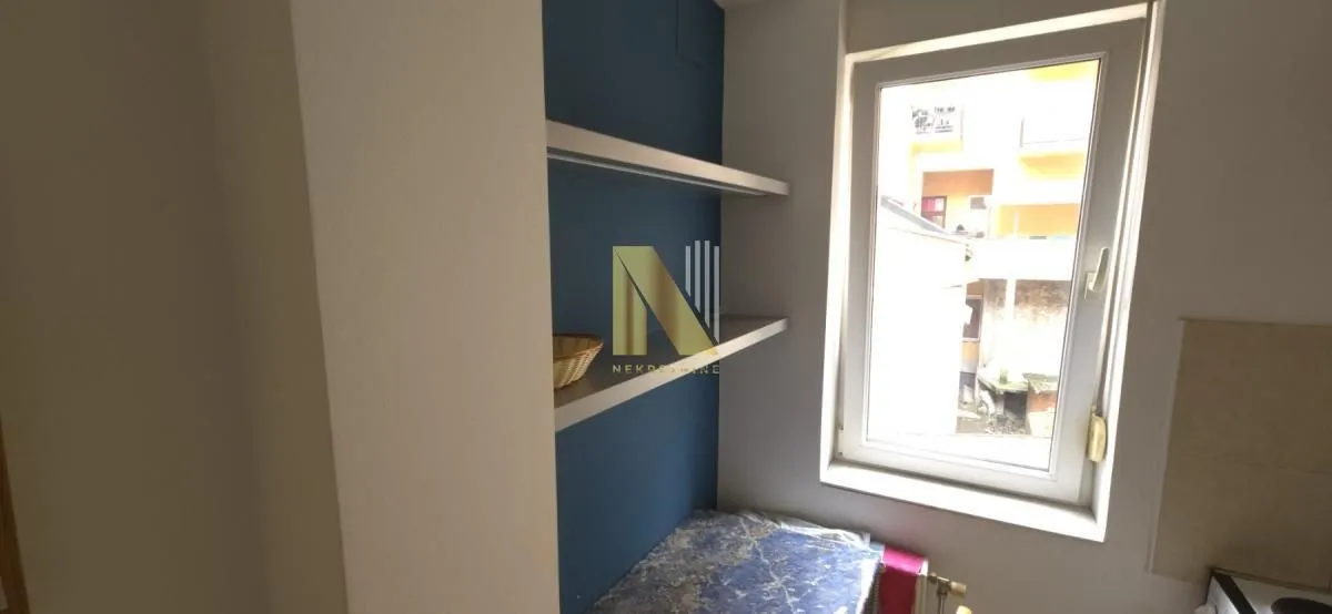 Izdavanje, jednosoban stan, 36m², Centar, Novi Sad