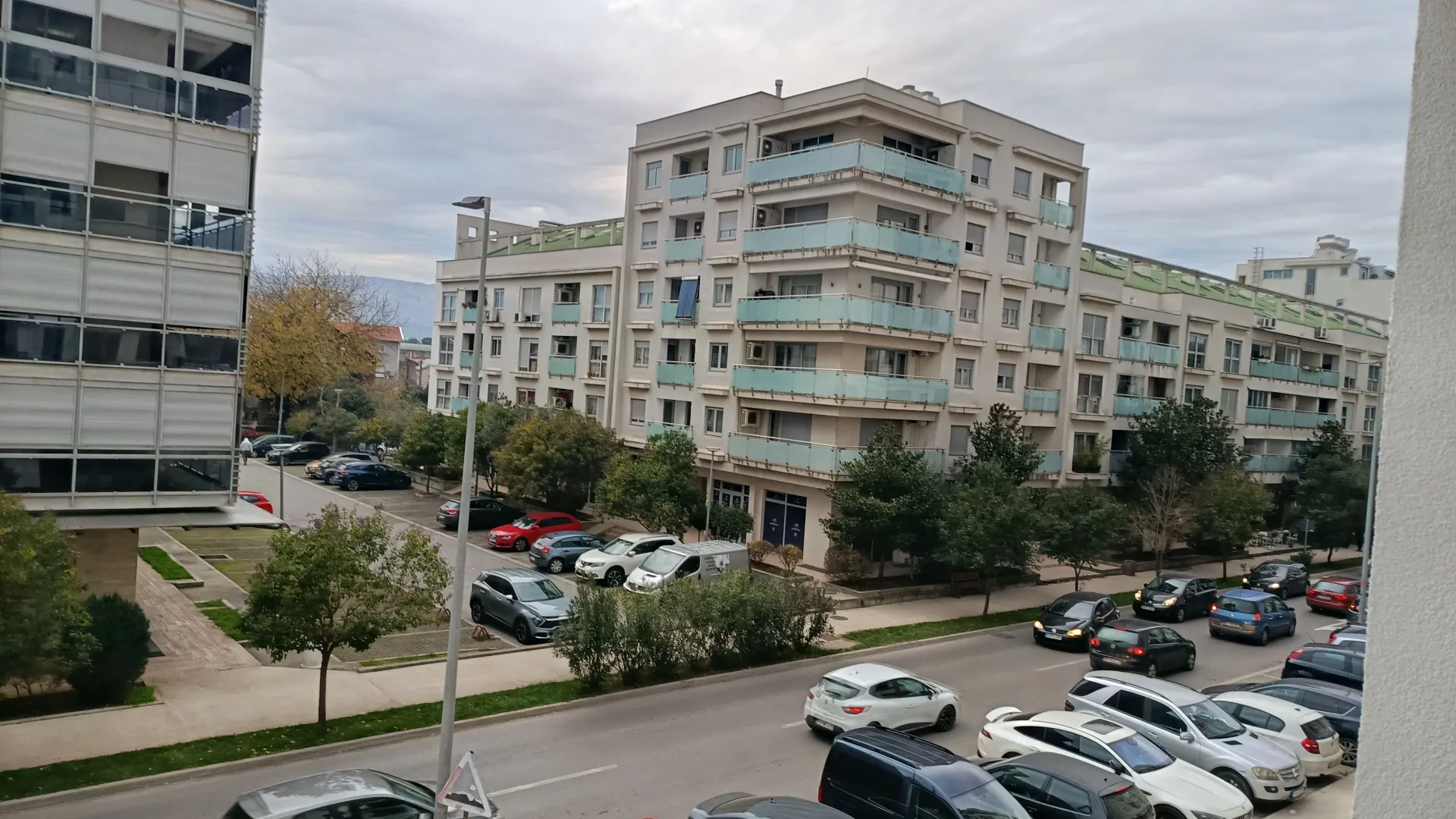 Rent, studio apartment, 40m², Tološka šuma, Podgorica