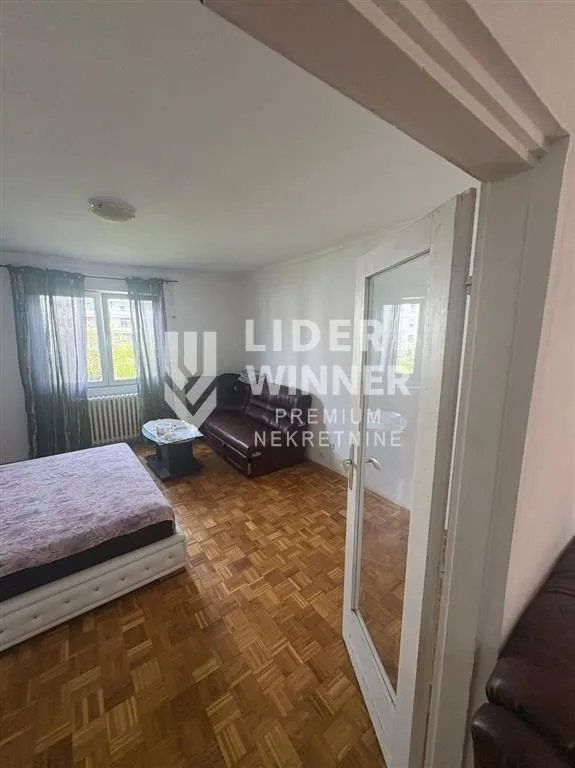 Prodaja, četvorosoban stan, 70m², Arnajevo, Barajevo