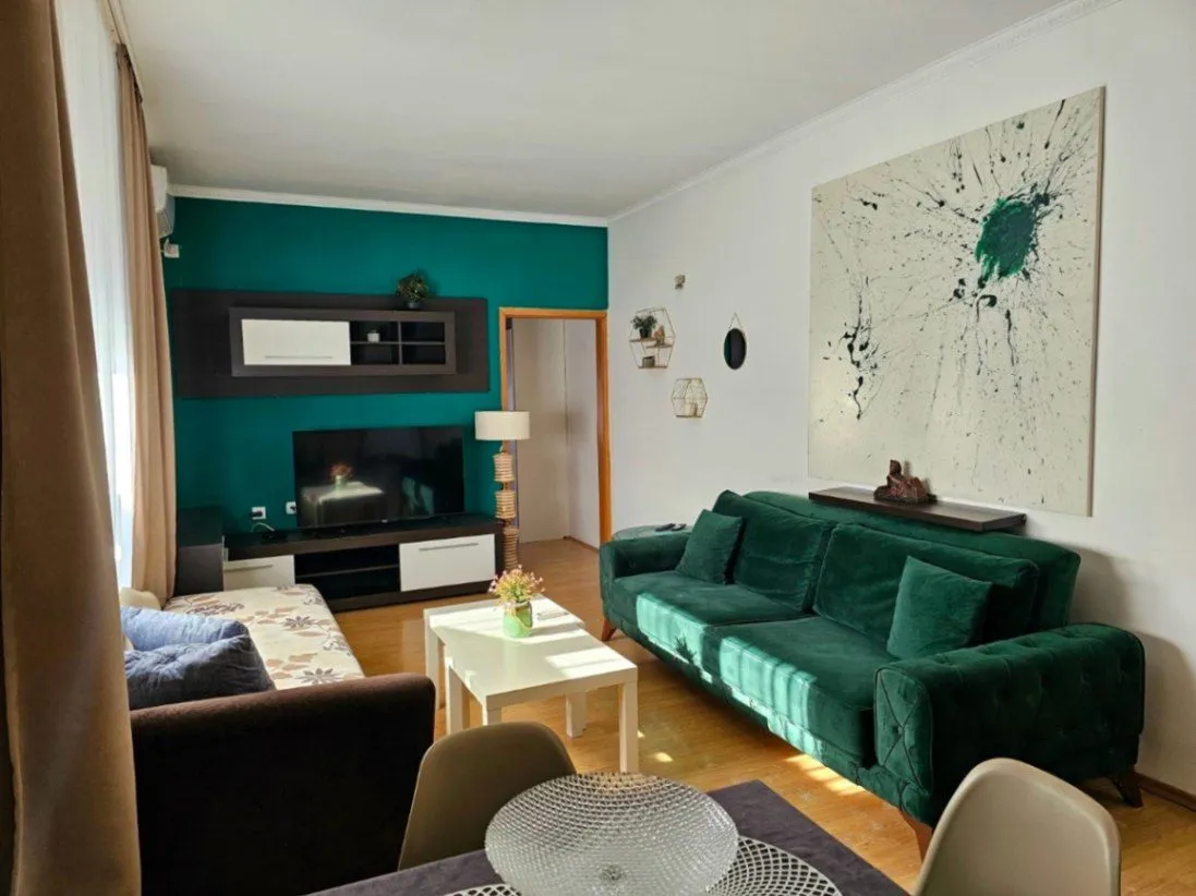 Izdavanje, jednosoban stan, 55m², Tološi, Podgorica