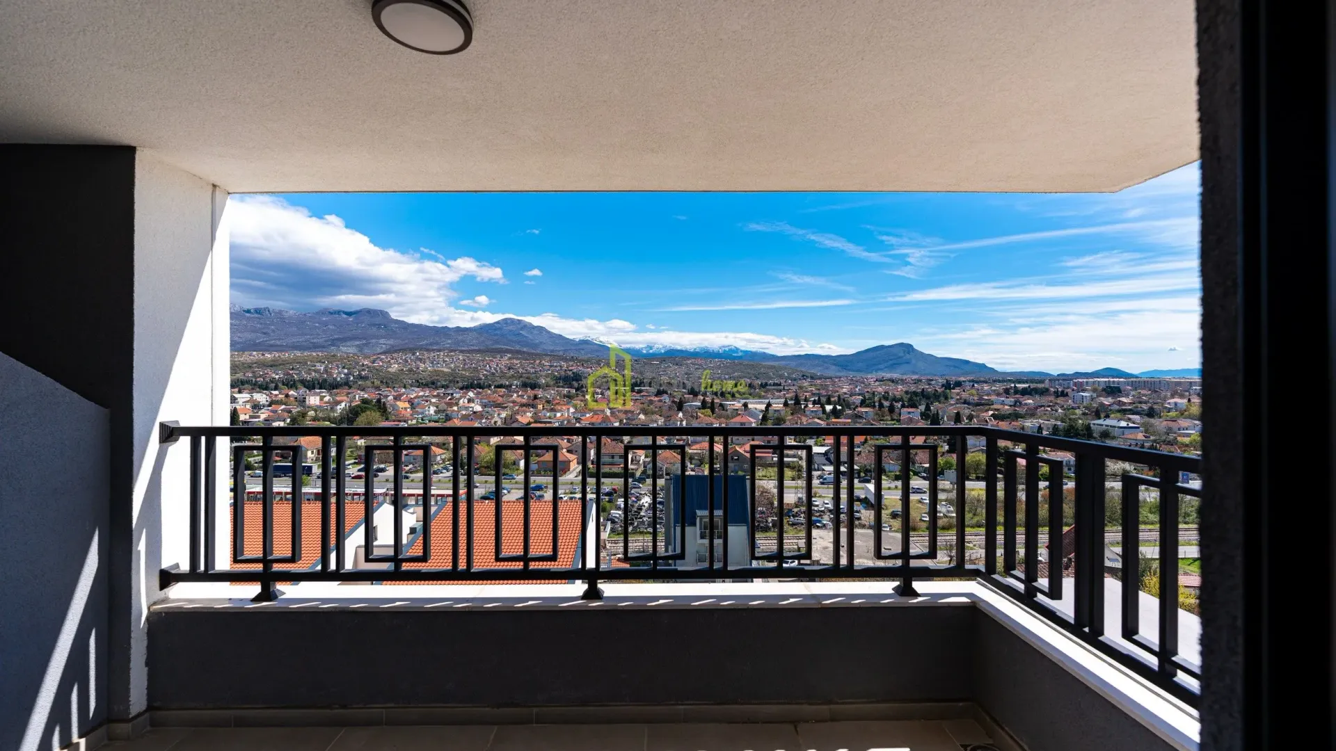 Prodaja, trosoban stan, 113m², Gorica C, Podgorica