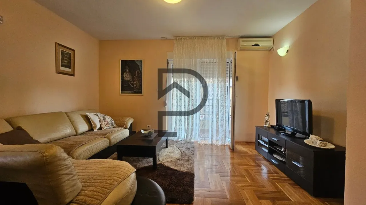 Izdavanje, jednosoban stan, 68m², Zagorič, Podgorica