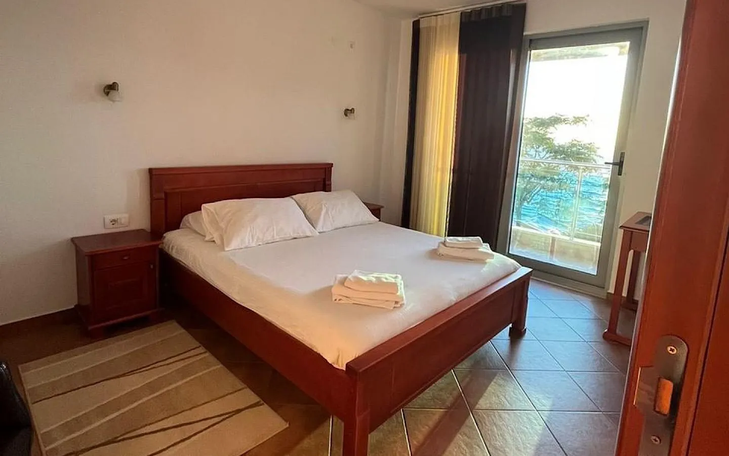 Izdavanje, jednosoban stan, 56m², Dobra Voda, Jagodina