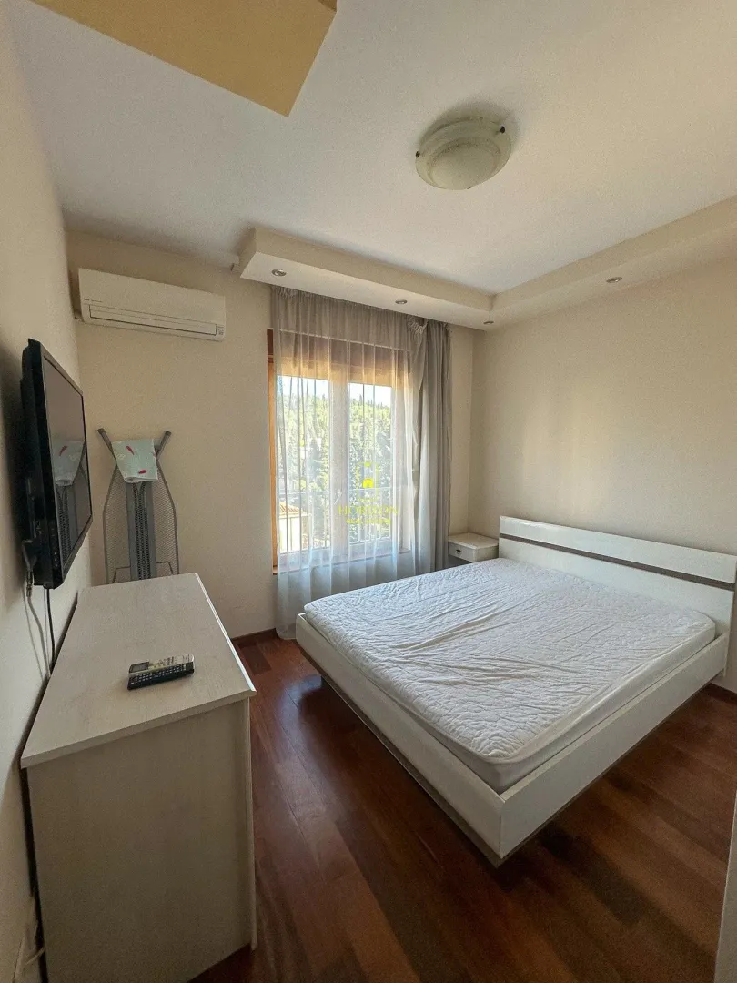 Rent, two bedroom apartment, 75m², Centar, Podgorica