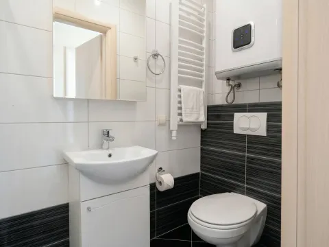 Prodaja, stan, 65m², Bečići, Budva - image 19