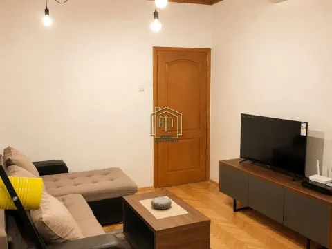 Rent, one bedroom apartment, 40m², Momišići, Podgorica - image 1