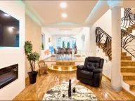 Izdavanje, kuća, 417m², Voždovac Sve Podlokacije, Beograd - image 6