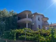 Izdavanje, dvosoban stan, 80m², Dalmatinska ulica, Podgorica - image 10